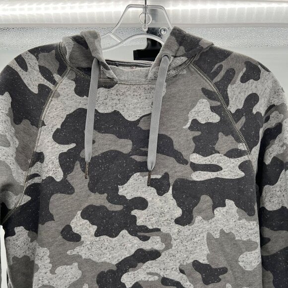 All In Motion Women's Camouflage Pullover Hoodie Gray Size Small - Picture 2 of 8